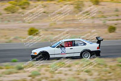media/May-04-2025-Lucky Dog Racing (Sun) [[21629467aa]]/Turn 5 (930-10am)/